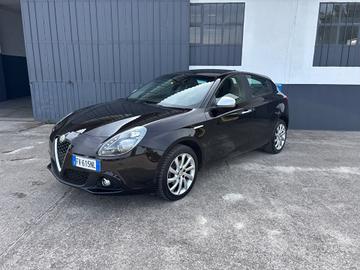 Alfa Romeo Giulietta 1.6 JTDm 120 cv. Neopatentati