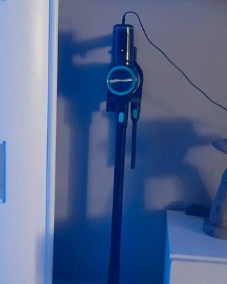 aspirapolvere senza fili e robot 