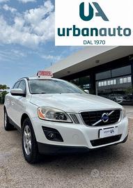 Volvo XC 60 2.4 D 175 CV FWD DRIVe Kinetic