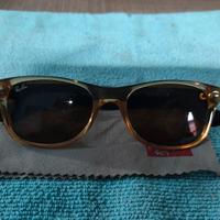 Ray-Ban RB2132 New Wayfarer Classic