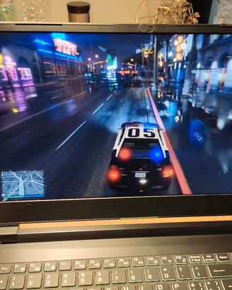 Notebook Gaming RTX 2070 Ryzen 7 16GB RAM