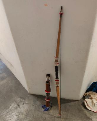 arco con frecce giocattolo 