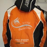 giaccavento più pantaloni sci
