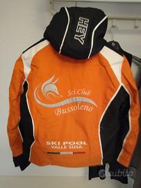 giaccavento più pantaloni sci