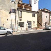 NEGOZIO A CASTELNUOVO DI FARFA