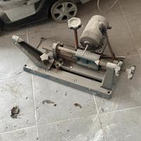 Macchina duplicatrice chiavi vintage