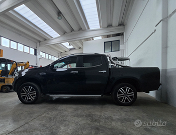 Pickup Autocarro 5 posti Mercedes Classe X350d