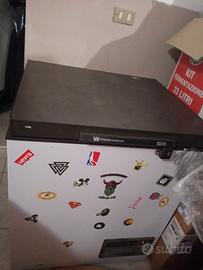 congelatore pozzetto White westinghouse
