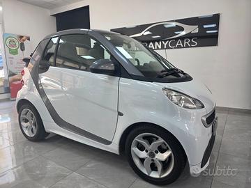 Smart ForTwo 1000 52 kW MHD cabrio passion