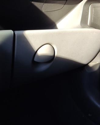 Cassetto portaoggetti FIAT DOBLO del 2008