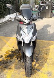 Scooter KYMCO Agility 125i R16 + CBS