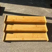 Stock di 13 espositori in legno 3 livelli