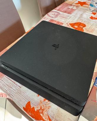 PS4 slim