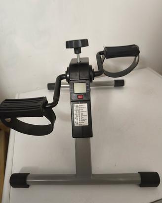 Pedaliera per gambe e braccia 