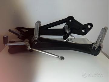 Supporto pedane Ducati Monster 696 dx e sx