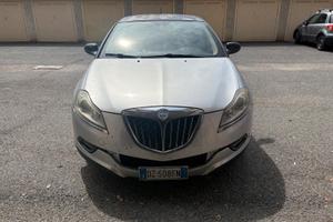 Lancia Delta 1.4 GPL Ecochic (2010) a Torino