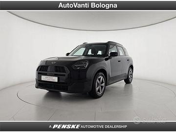 MINI Countryman Mini 2.0 48V D Essential auto