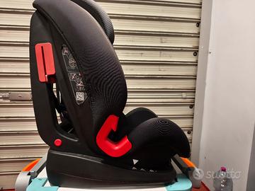 Seggiolino auto Chicco Akita