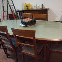 tavolo con 6 sedie imbottite