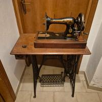 Macchina da cucire singer d'epoca 