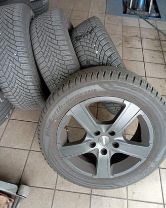 GOMME YOKOHAMA WINTER E CERCHI MOMO 205/55 R16