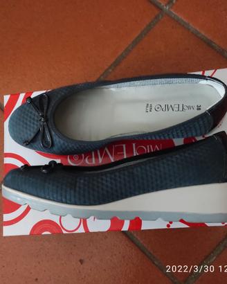 Scarpe con zeppa modello ballerina