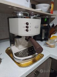Macchina da caffè delonghi