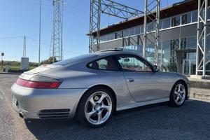 Porsche 996 Carrera 4S