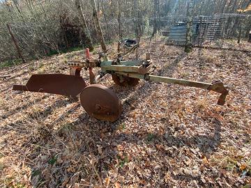 Aratro cartellato monovomere