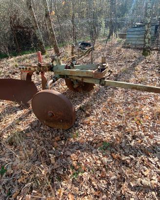 Aratro cartellato monovomere