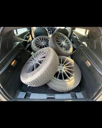 Gomme invernali e cerchi da 16