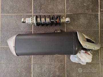 Scarico Marmitta Ammortizzatore per Yamaha FZ8