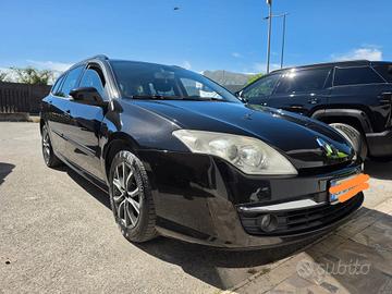 Renault Laguna Tecno Navi sport tourer 2000 dci 