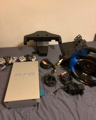 play station 2 con il suo simulatore logitech