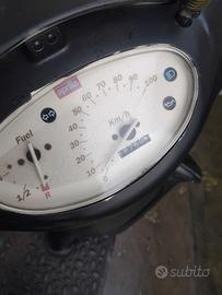 Scooter aprilia scarabeo