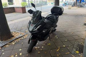 Honda Adv 350