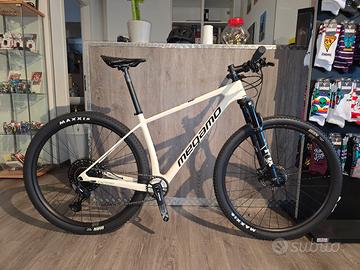 Megamo Factory 15 2025 Taglia M Beige