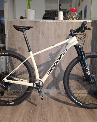 Megamo Factory 15 2025 Taglia M Beige