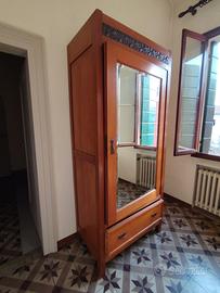 armadio con specchio