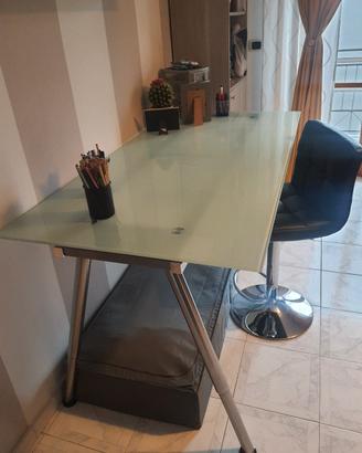 Scrivania, libreria, mobile tv, mensole, sgabello 