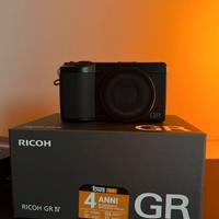 Ricoh GR IV