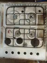 Piano cottura Indesit pi640a