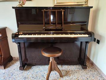 Pianoforte verticale POHLMANN