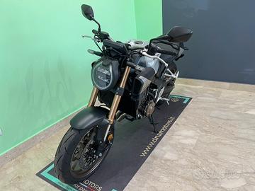 Honda CB 650 R - e-Clutch my 26 - NUOVA e FINANZIA