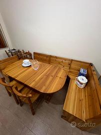 Giropanca con tavolo in legno massello