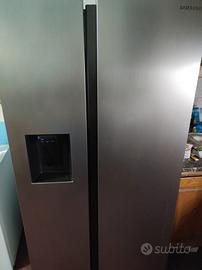 Frigo side by side Samsung modello  RS68A8531S9