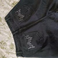 Due jeans al prezzo di uno