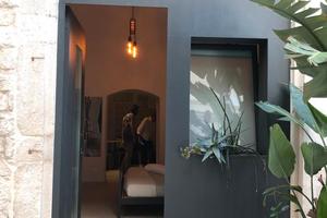 Locus Pendinelli Trani- Monstera(da 65 a notte)