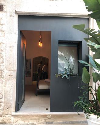 Locus Pendinelli Trani- Monstera(da 65 a notte)