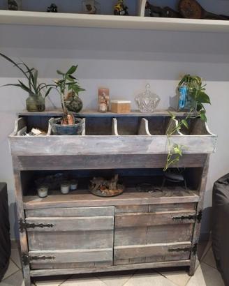 Mobile in legno marino